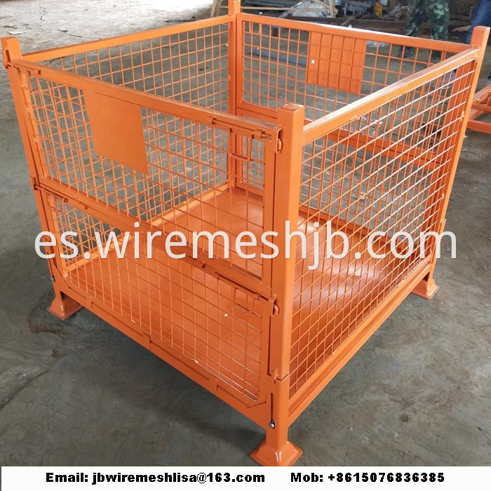 Fold storage cage